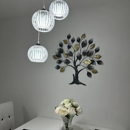 Old Town Apartment *